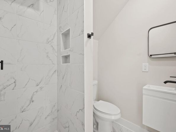 1923 Capitol Avenue NE 2, Washington DC 20002