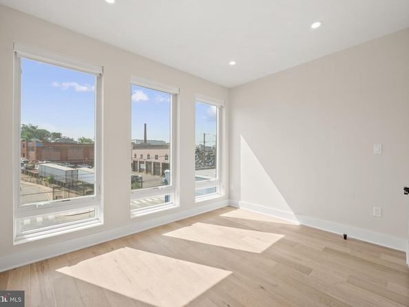 1923 Capitol Avenue NE 2, Washington DC 20002