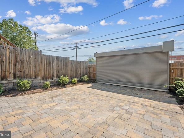 1923 Capitol Avenue NE 2, Washington DC 20002