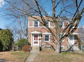 520 Overlook Road, Philadelphia PA 19128