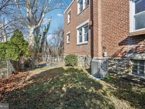 520 Overlook Road, Philadelphia PA 19128