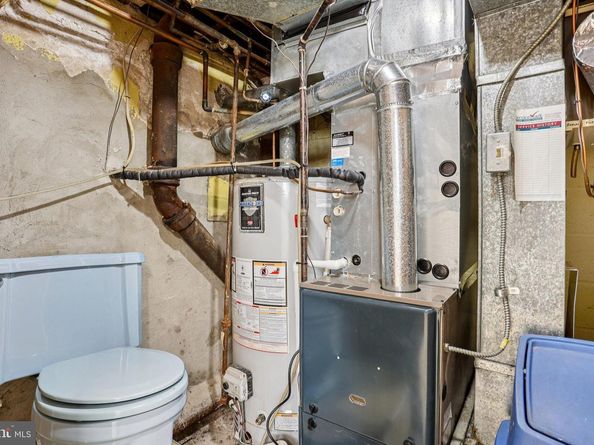 520 Overlook Road, Philadelphia PA 19128