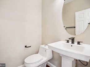 5450 Edsall Ridge Place, Alexandria VA 22312