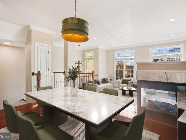 5450 Edsall Ridge Place, Alexandria VA 22312