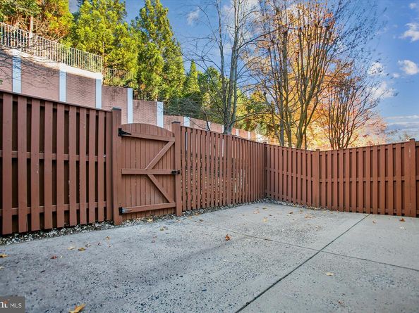 5450 Edsall Ridge Place, Alexandria VA 22312