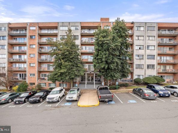 431 N Armistead Street 211, Alexandria VA 22312