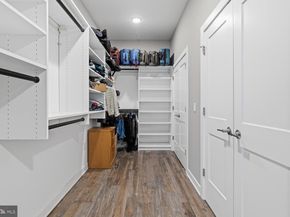 4586 Riverside Way, Philadelphia PA 19127