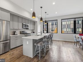 4586 Riverside Way, Philadelphia PA 19127