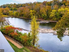 4586 Riverside Way, Philadelphia PA 19127