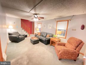 880 Quaint Street, Secane PA 19018