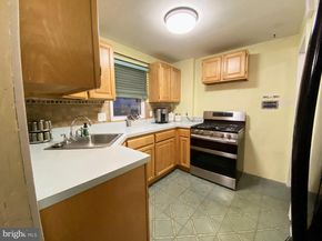 880 Quaint Street, Secane PA 19018