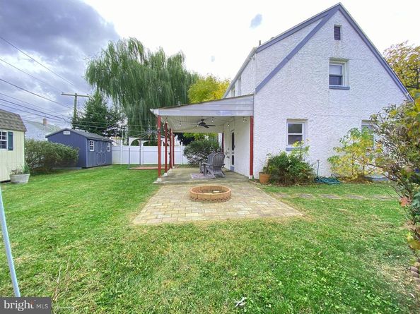 880 Quaint Street, Secane PA 19018