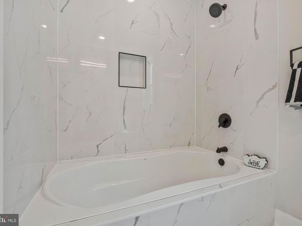 1713 4TH Street NW, Washington DC 20001