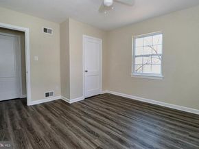 2020 S Pollard Street, Arlington VA 22204