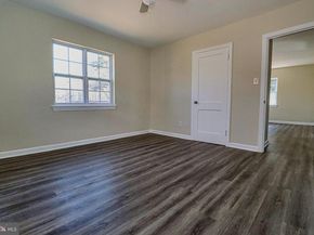 2020 S Pollard Street, Arlington VA 22204