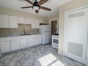 2020 S Pollard Street, Arlington VA 22204