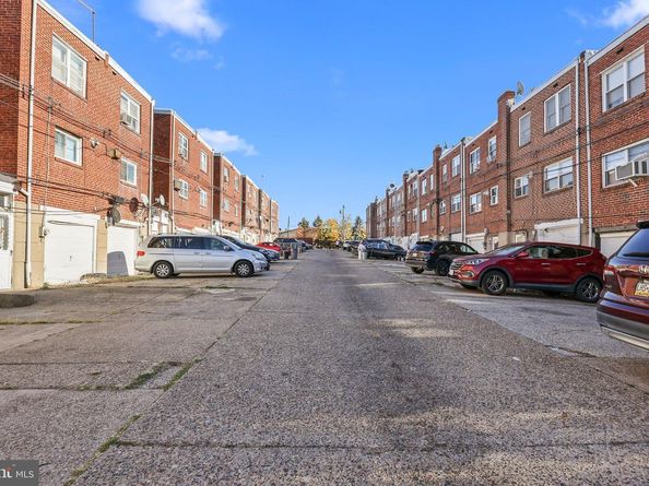 1530 Hellerman Street, Philadelphia PA 19149