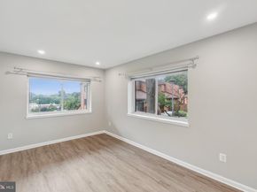 3437 Summit Court NE 3437, Washington DC 20018