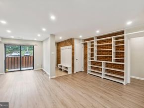 3437 Summit Court NE 3437, Washington DC 20018