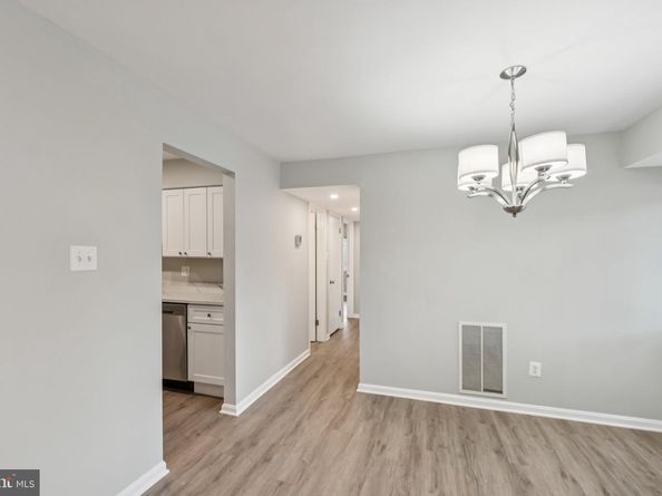 3437 Summit Court NE 3437, Washington DC 20018