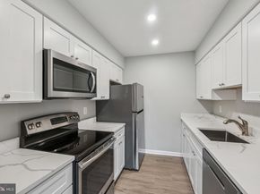 3437 Summit Court NE 3437, Washington DC 20018