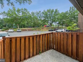 3437 Summit Court NE 3437, Washington DC 20018