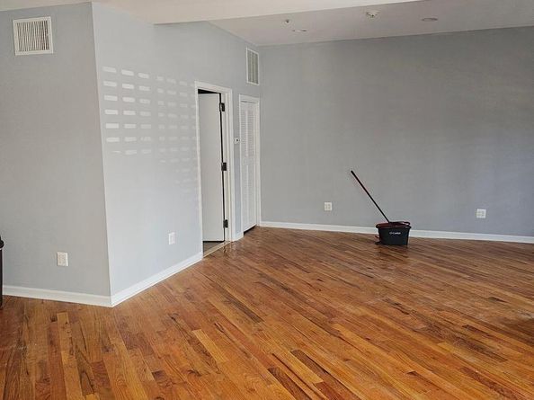 1135 E Susquehanna Avenue, Philadelphia PA 19125