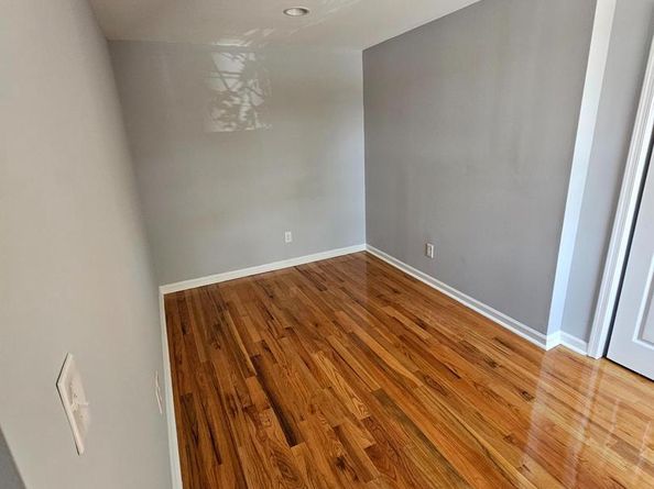 1135 E Susquehanna Avenue, Philadelphia PA 19125