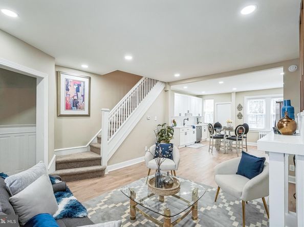 1915 W Airdrie Street, Philadelphia PA 19140