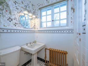 421 Midland Avenue, Wayne PA 19087