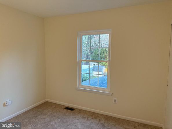 8143 Lare Street, Philadelphia PA 19128