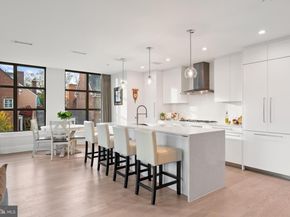 22 Bakers Walk 306, Alexandria VA 22314