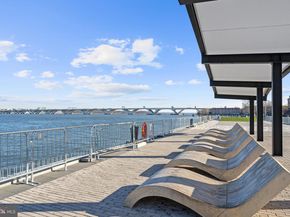 22 Bakers Walk 306, Alexandria VA 22314