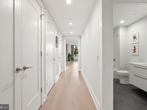 22 Bakers Walk 306, Alexandria VA 22314