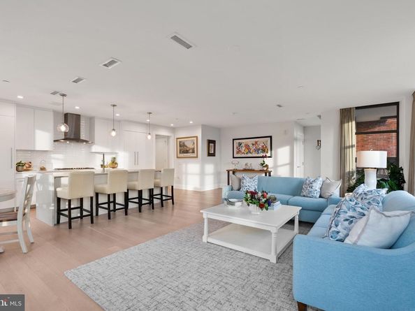 22 Bakers Walk 306, Alexandria VA 22314