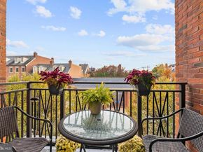 22 Bakers Walk 306, Alexandria VA 22314