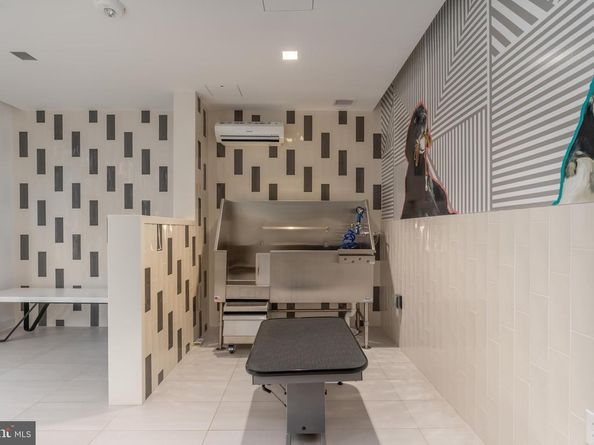 22 Bakers Walk 306, Alexandria VA 22314