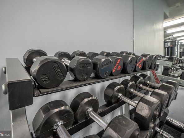 1919 Chestnut Street 1722, Philadelphia PA 19103