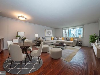 1919 Chestnut Street