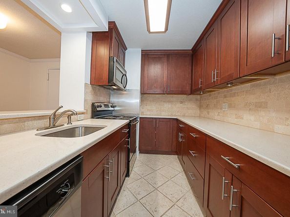 1919 Chestnut Street 1722, Philadelphia PA 19103