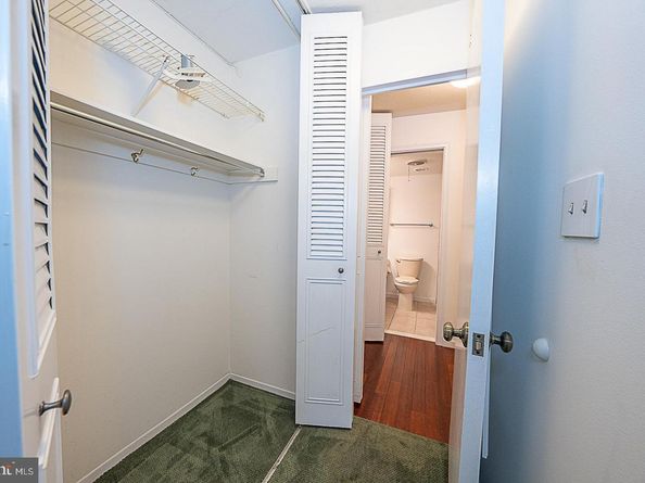 1919 Chestnut Street 1722, Philadelphia PA 19103