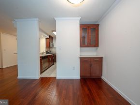 1919 Chestnut Street 1722, Philadelphia PA 19103