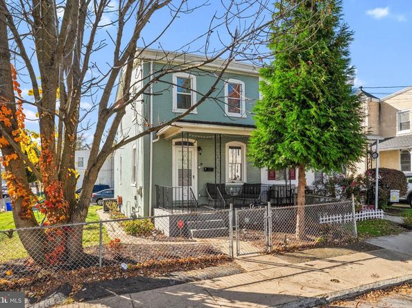 30 S Diamond Street, Clifton Heights PA 19018
