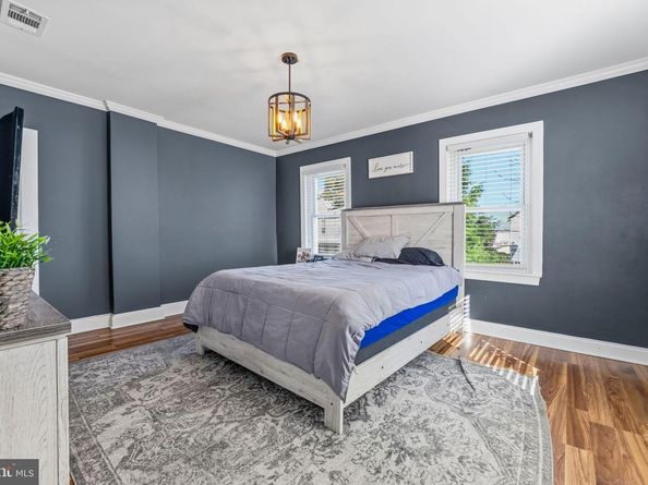 30 S Diamond Street, Clifton Heights PA 19018