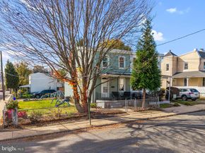 30 S Diamond Street, Clifton Heights PA 19018
