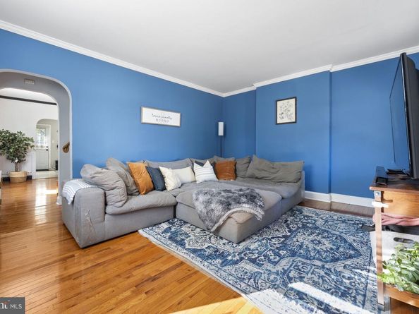 30 S Diamond Street, Clifton Heights PA 19018