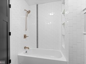 345 Roseberry Street, Philadelphia PA 19148