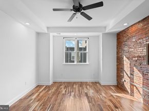 345 Roseberry Street, Philadelphia PA 19148