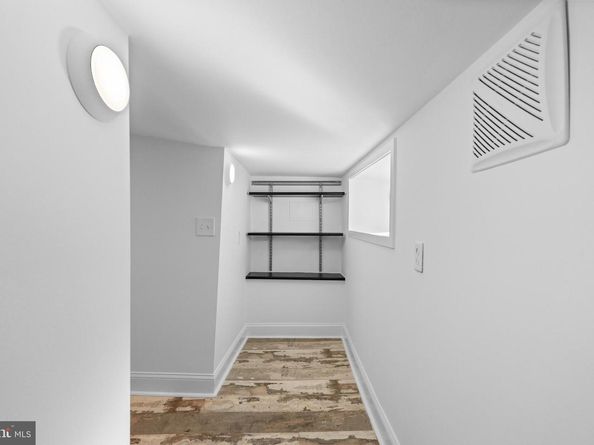 345 Roseberry Street, Philadelphia PA 19148