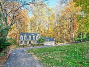 11008 Devenish Drive, Oakton VA 22124